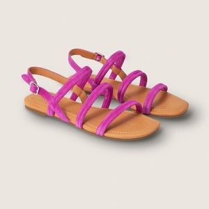 (W8) UGG® MYTIS SANDAL
